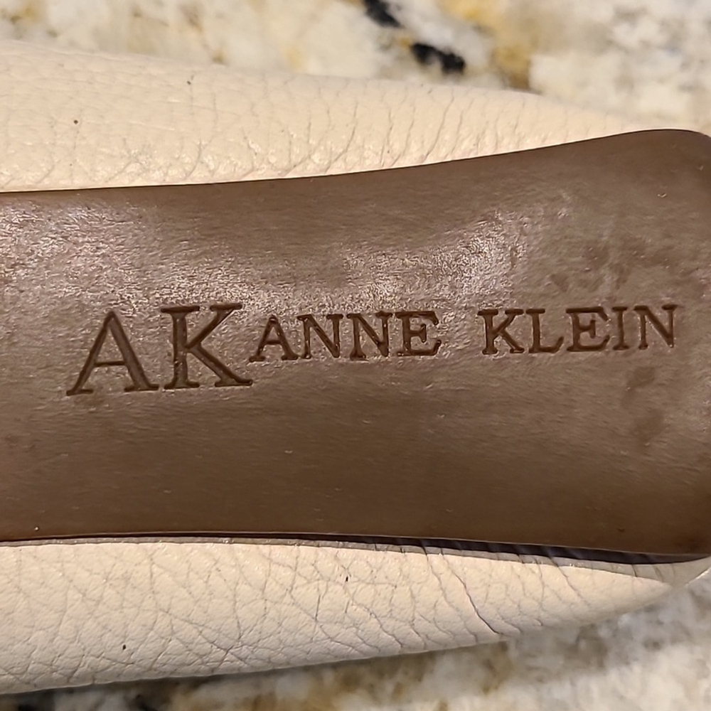 ANNE Klein Cultures white leather turquoise decor Moccasins. sz.8M (#1074) - Picture 13 of 15